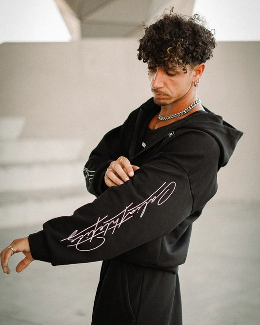Essential Hoodie Black